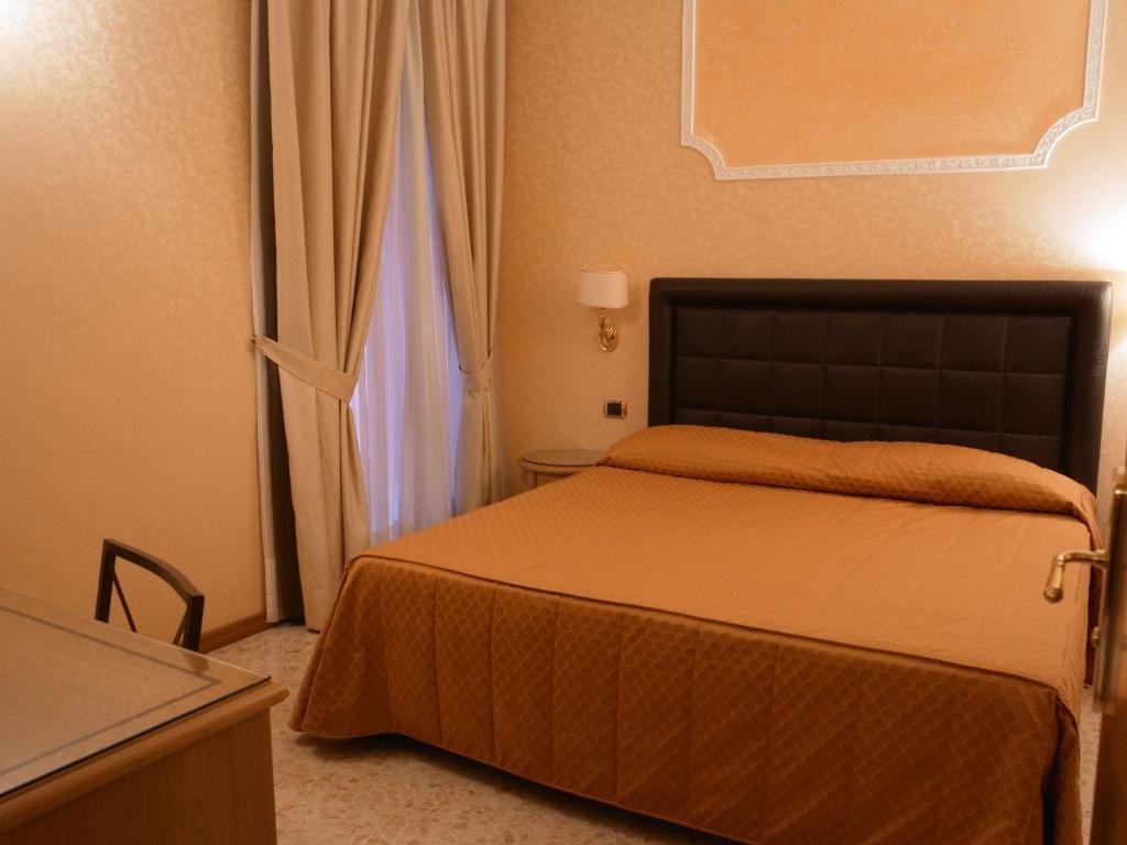 Hotel Dependance Dei Consoli 3*